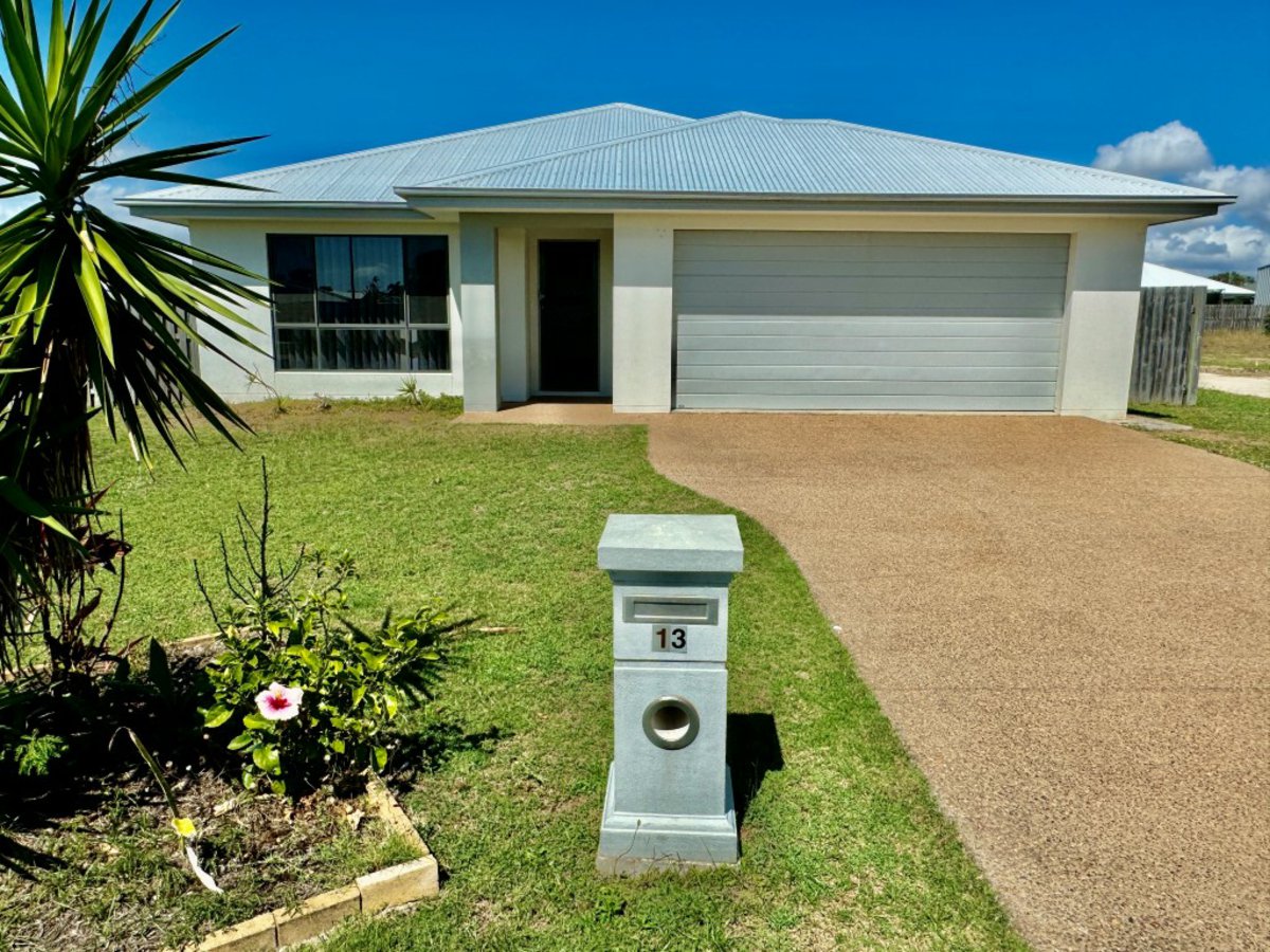 13 HAMILTON ST, BOWEN QLD 4805, 0 Kuwarto, 0 Banyo, House