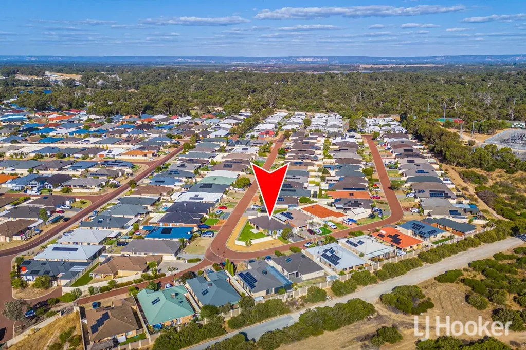 25 Highcliffe Circle, Lakelands, WA 6180