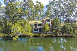 189 Wharf Road, Johns River