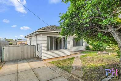 Labas ng Bahay - 3 Thompson Street, Long Gully, VIC 3550