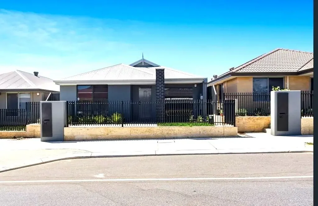 52 Equinox Avenue, Eglinton, WA 6034