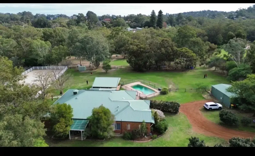 Helena Valley 4Zimmer "Helena Valley Heaven" OPEN SUNDAY 28th June 12-12:45pm