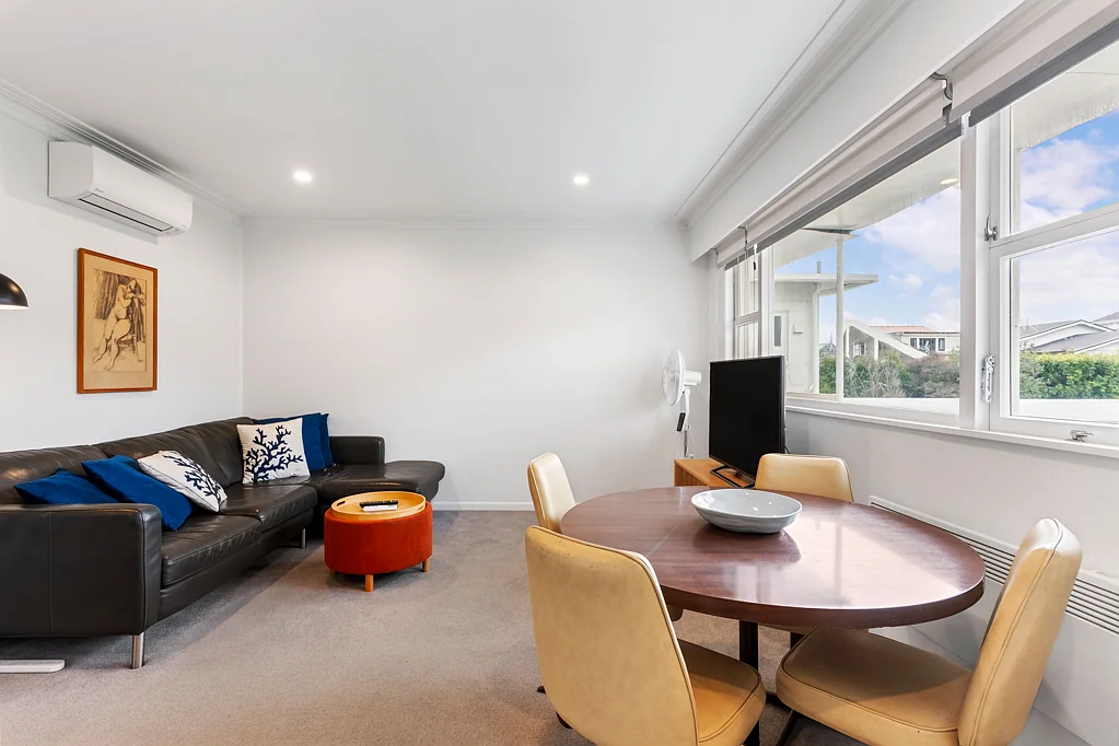 Mid-Century Charm in the Heart of St Marys Bay | Fully Furnished Short-Term Opportunity