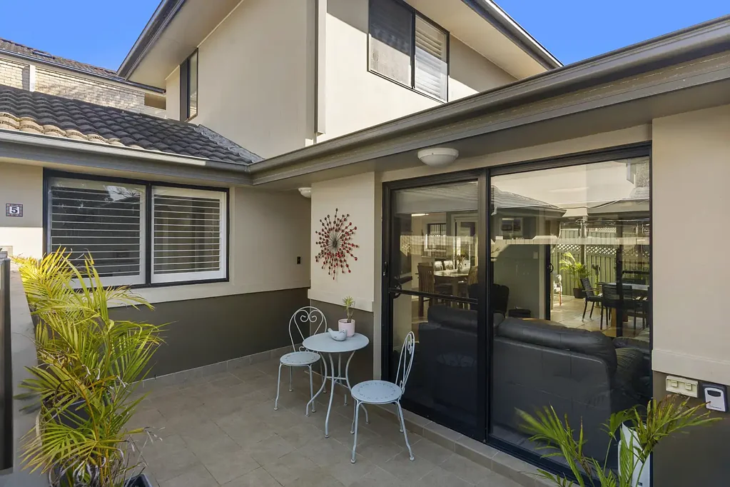Gymea 3房 宁静、时尚且便利 Peaceful, Stylish & Convenient