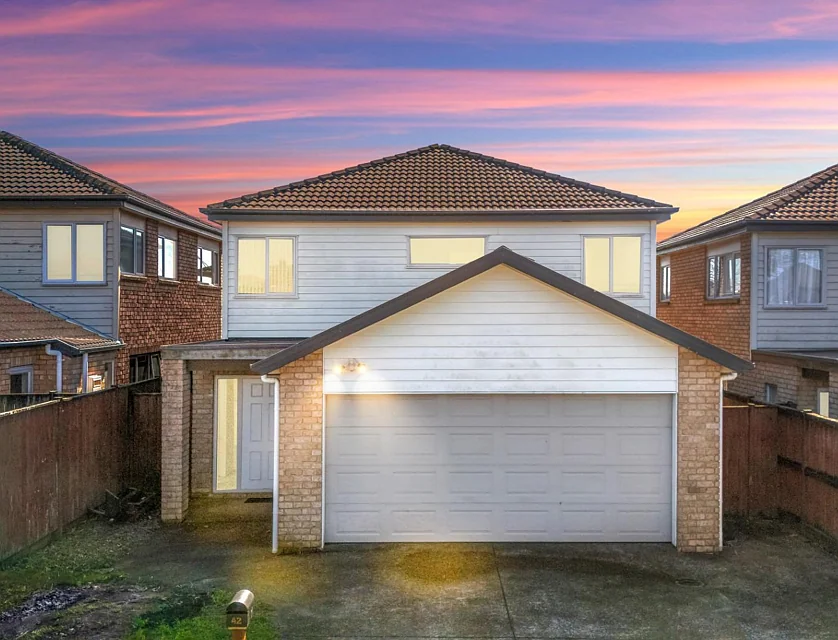 42 Lilybank Crescent, Dannemora, Manukau City, 4 Kuwarto, 3 Banyo, House