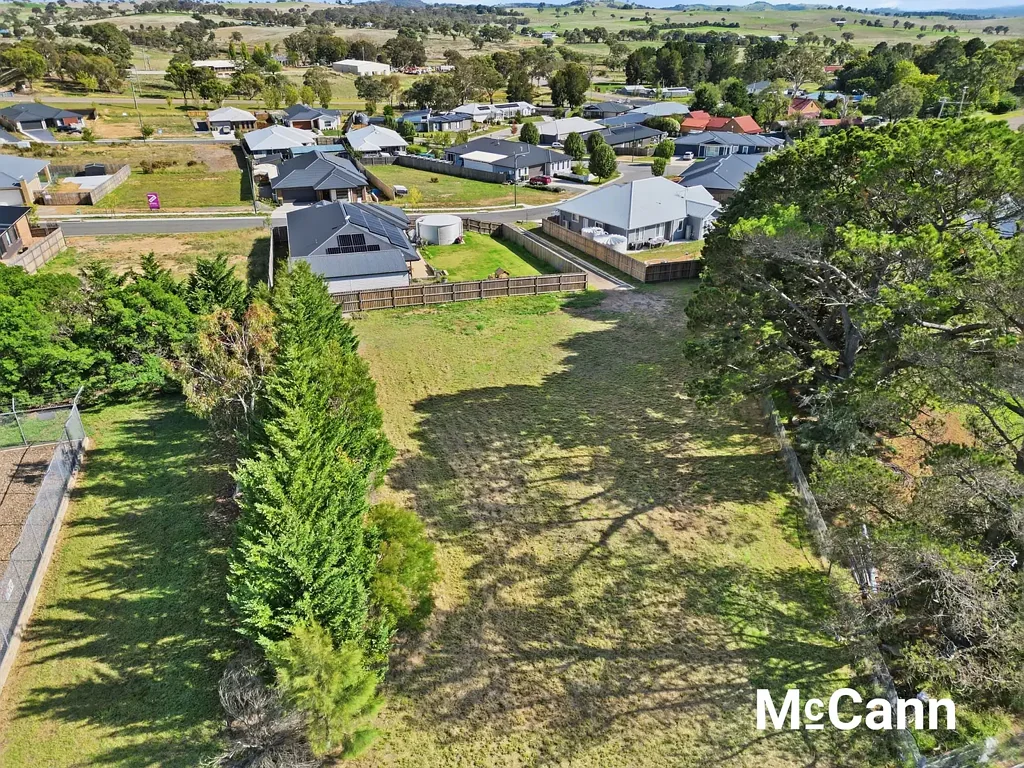 Gunning  Space and potential; build your dream home