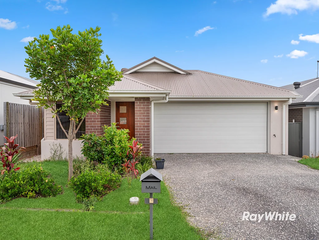 3 Haystack Close, Park Ridge, QLD 4125