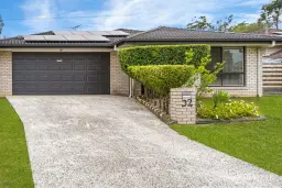 32 EQUINOX STREET, Berrinba