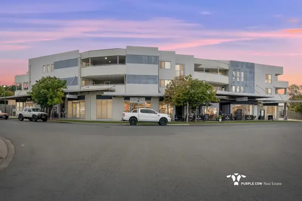 Where Convenience Meets Comfort – Your New Home!