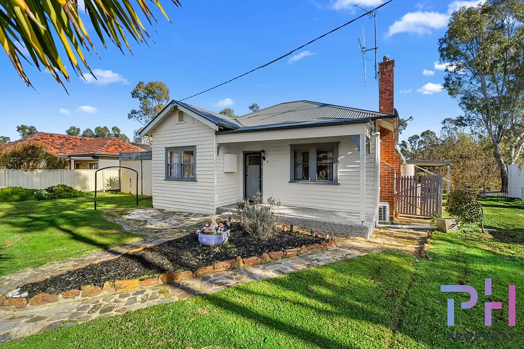 Bridgewater On Loddon 2 Bedroom PEACEFUL RIVERFRONT LIVING IN BRIDGEWATER!