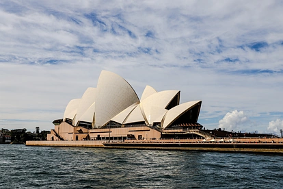 12月18日澳洲房地产与财经新闻汇总-住宅市场又现"造富"神话，百万房价区扩容