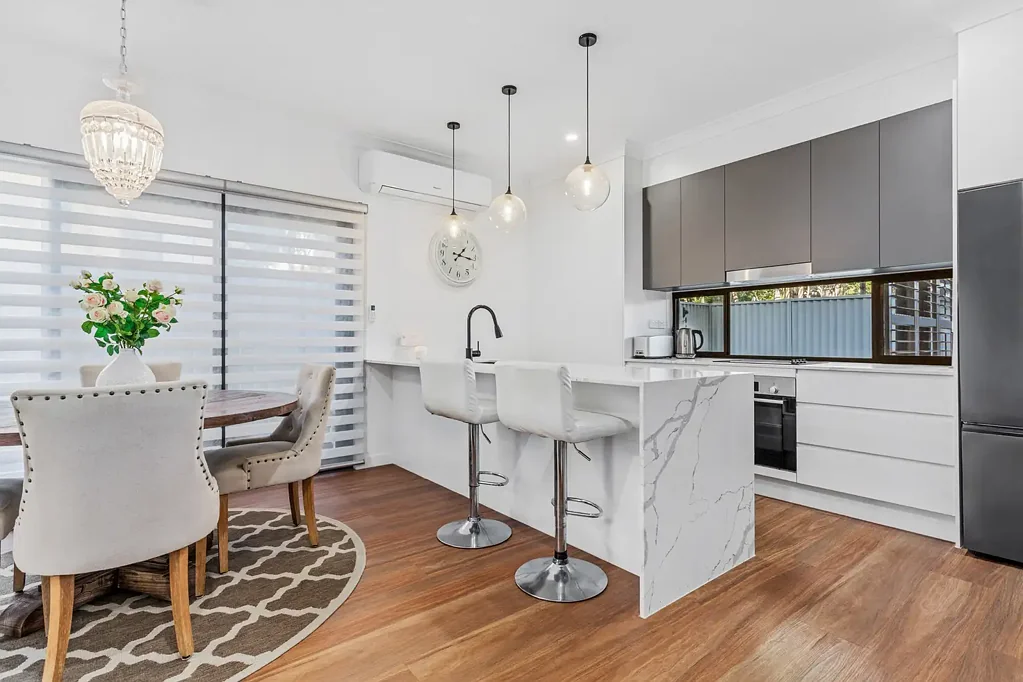 Labrador 3房  Elevated, Stylish & Exceptionally Located