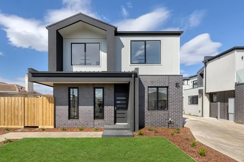 2/12 Bosquet Street, Maidstone, VIC 3012