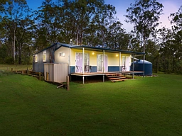 72 Gloucester Court, Mount Hallen