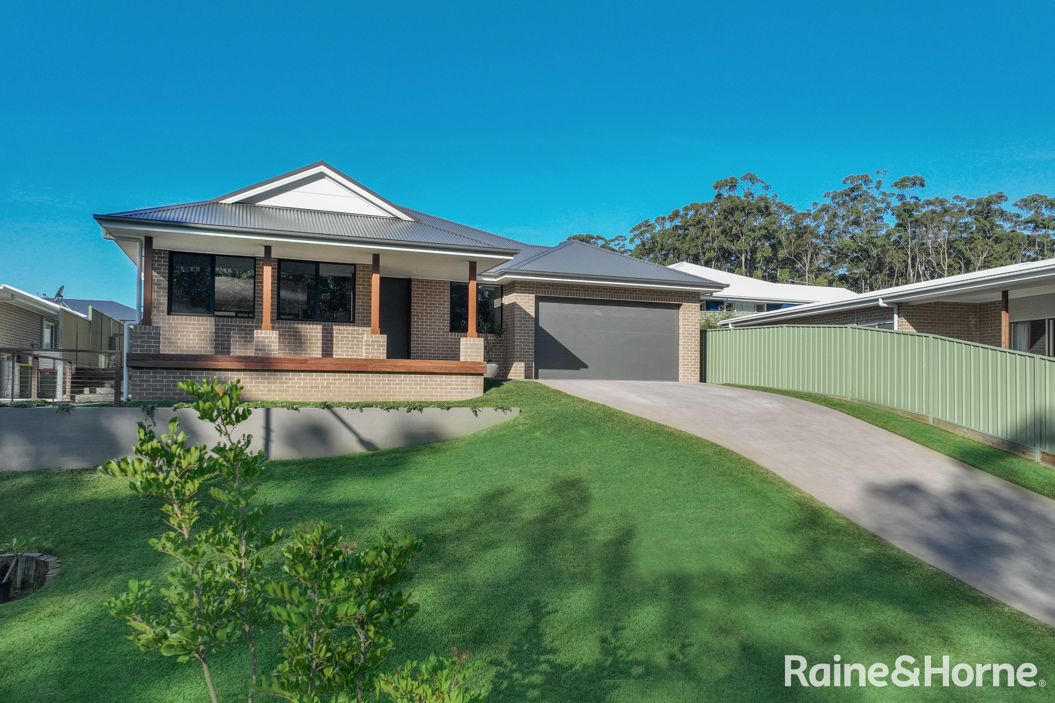 90 SEASPRAY ST, NARRAWALLEE NSW 2539, 0 rūma, 0 rūma horoi, House