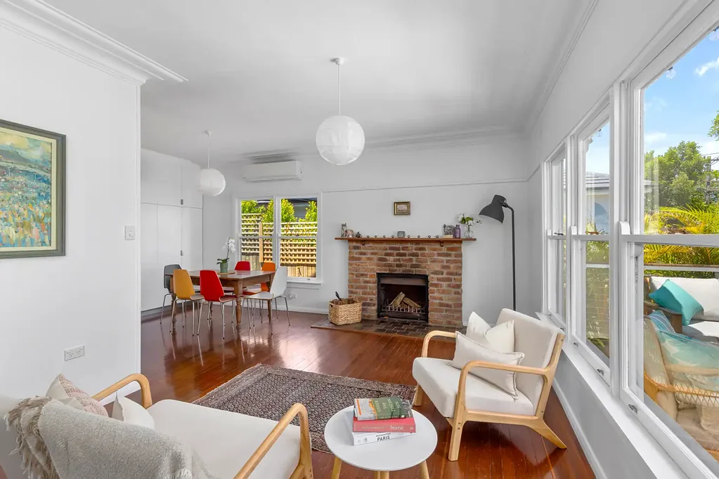 8 Blackbutts Road, Frenchs Forest, NSW 2086