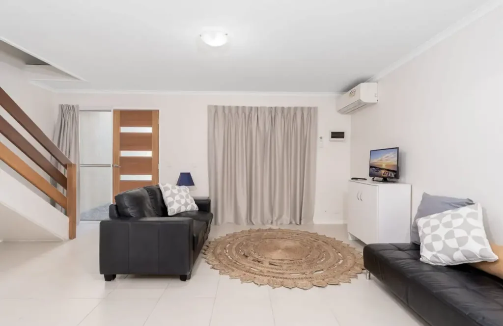 Beautiful, easy, convenient living in a securely gated unit complex!