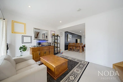 442 Grande Avenue, Spring Mountain, QLD 4300, 4 slaapkamers, 3 badkamers, House