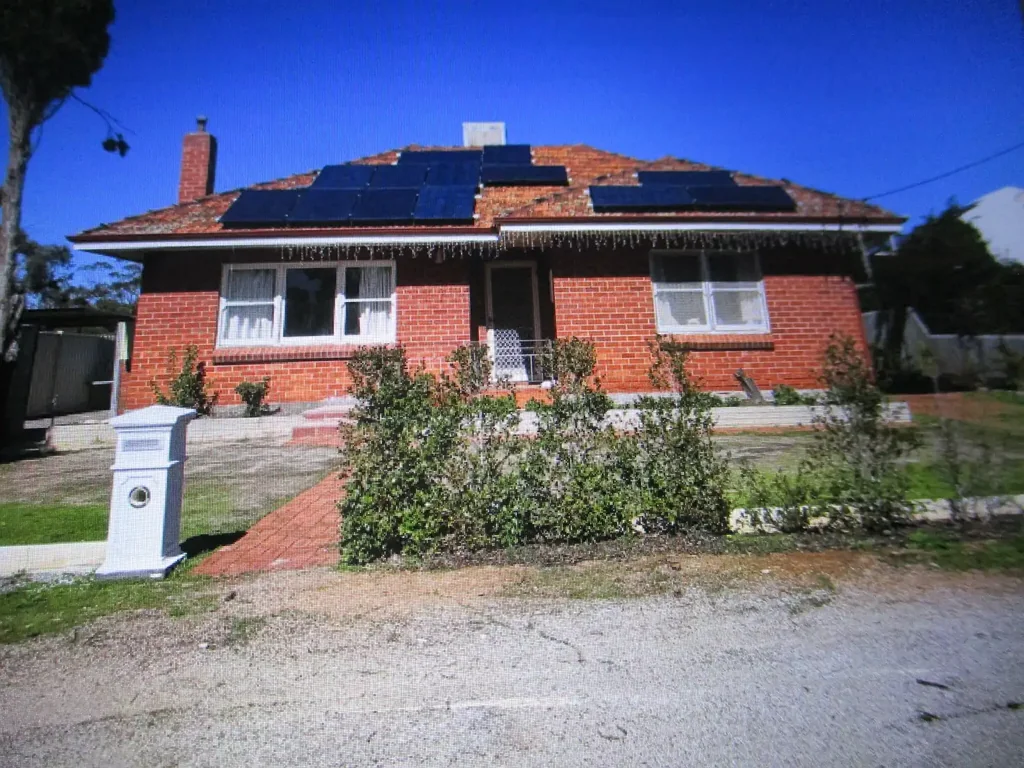 32 Egeberg St, Cunderdin, WA 6407