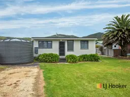 60 Irby Boulevard, Sisters Beach