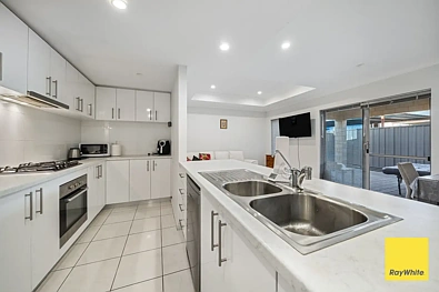 Nollamara 3房  7B APARA WAY NOLLAMARA, WA 6065 - PRESENTING ALL OFFERS
