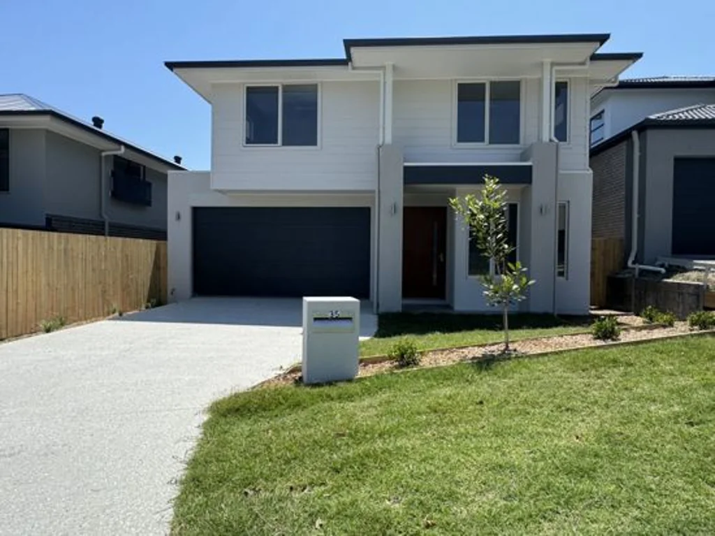 Algester 5部屋 Stunning Double-Storey Family Home in Prime Algester Location