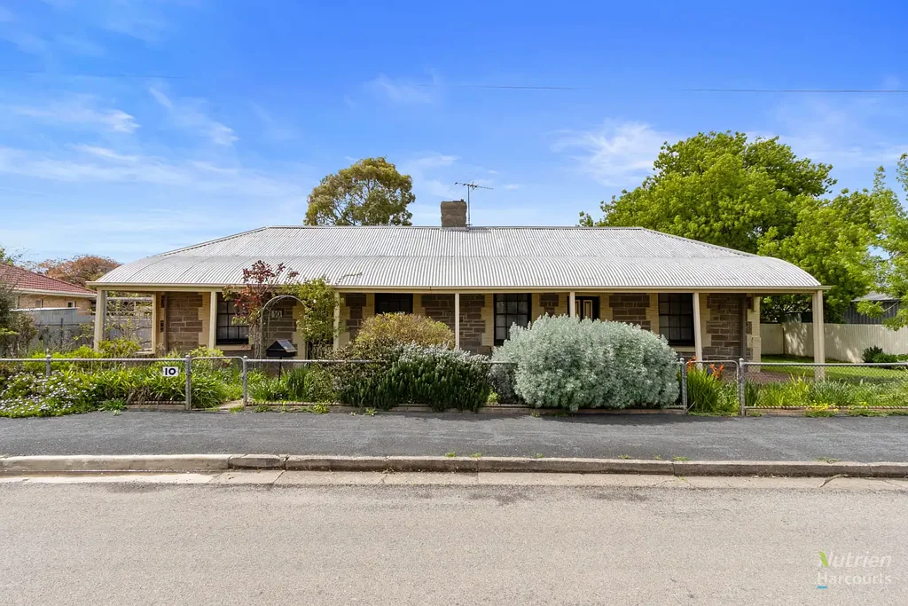 10 Swinden Street, Riverton, SA 5412