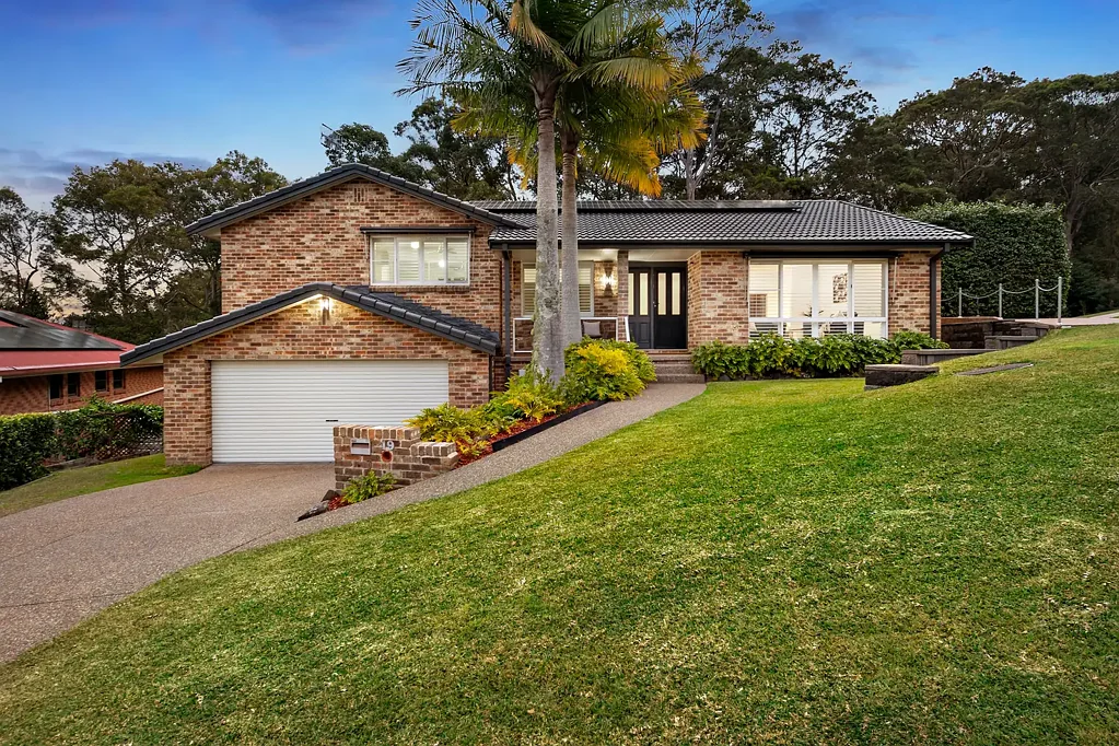 19 Hawkeshead Way, Lakelands, NSW 2282