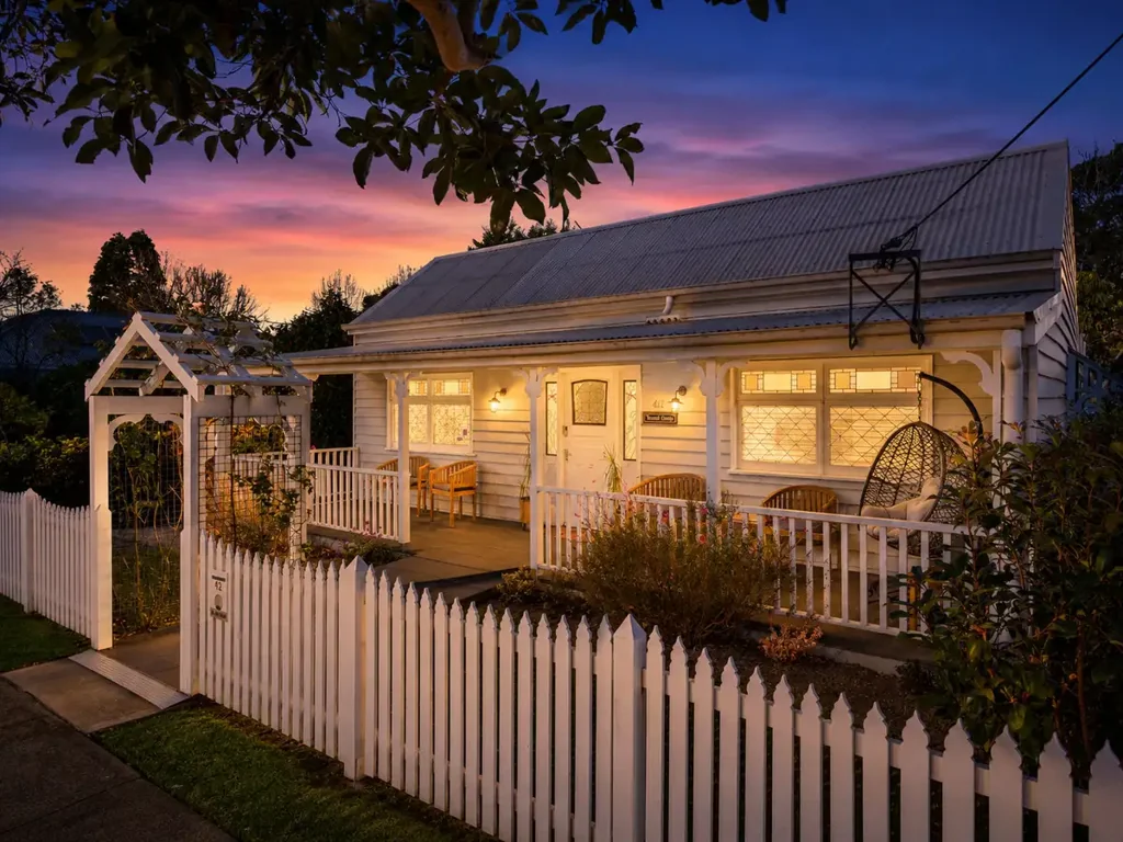 Berry 3 Bedroom "Rosemill Cottage"