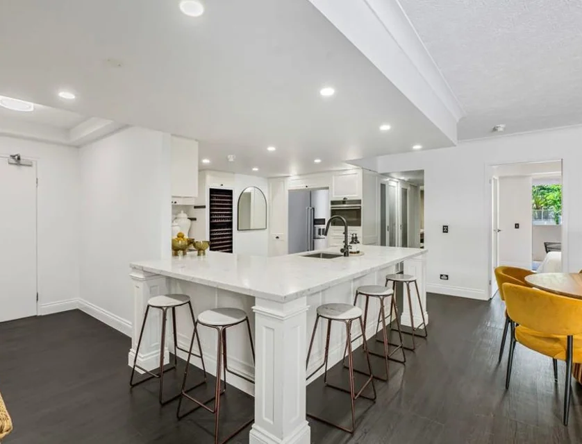 1/5-7 Cronin Avenue, Main Beach, Gold Coast, 3部屋, 2バスルーム, Apartment