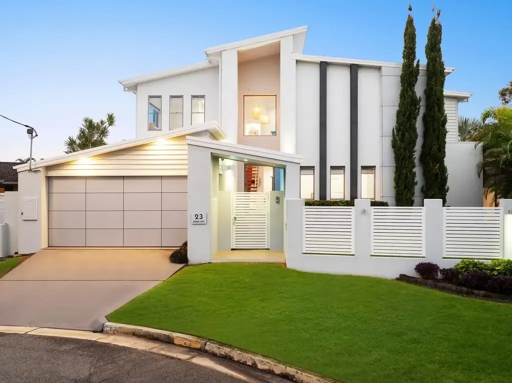 23 Pearl Key, Broadbeach Waters, QLD 4218