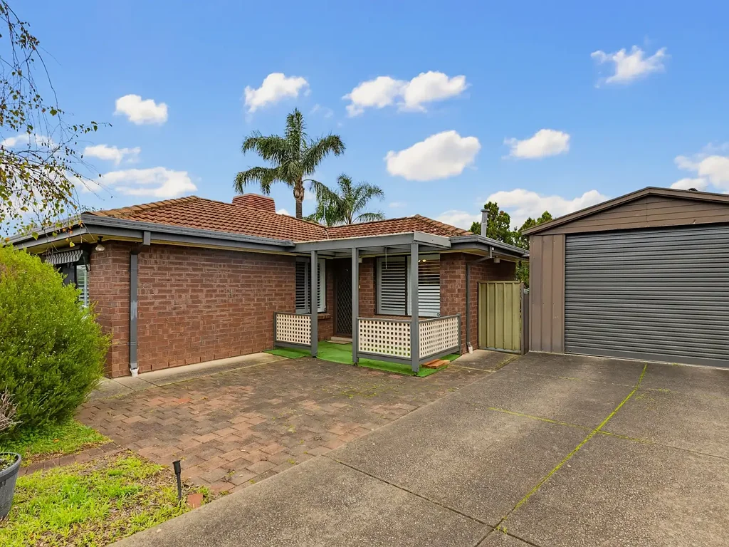 Morphett Vale 3房  Cosy Comfort with Garden Serenity
