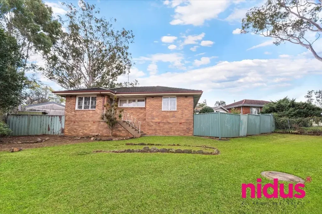 6 Wau Place, Whalan, NSW 2770