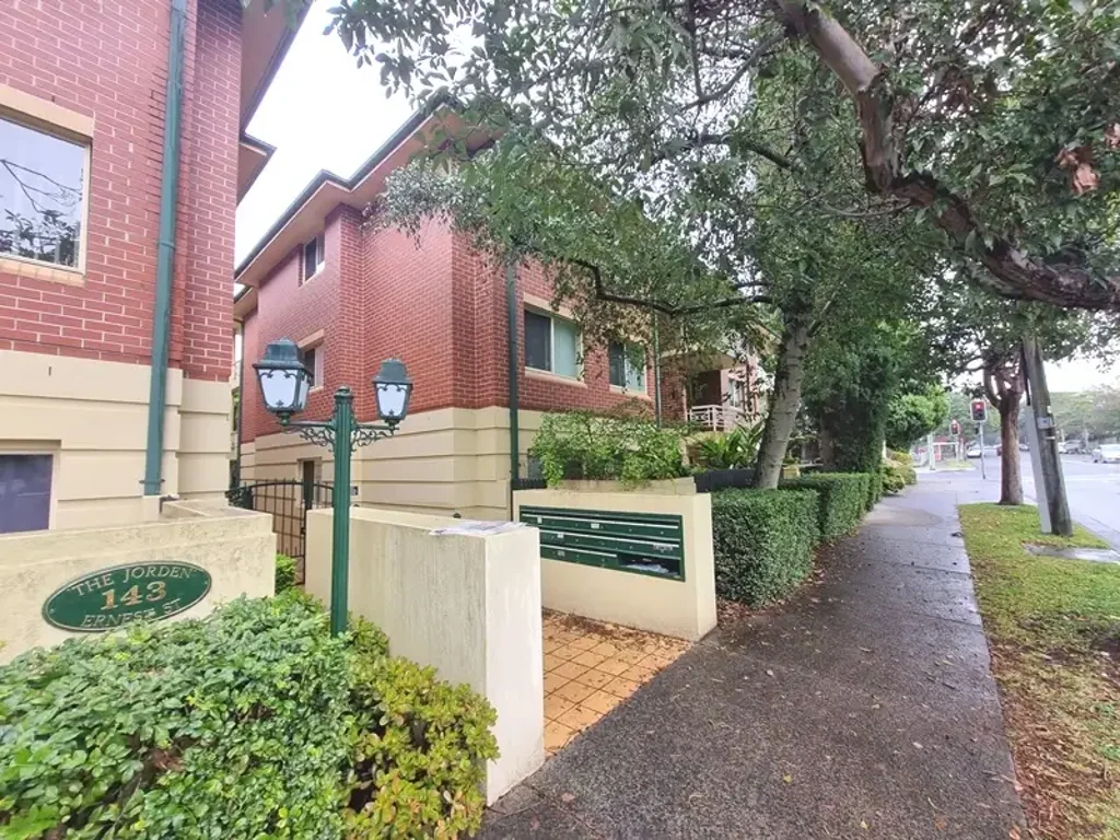 2 Bedroom Unit For Lease In Crows Nest