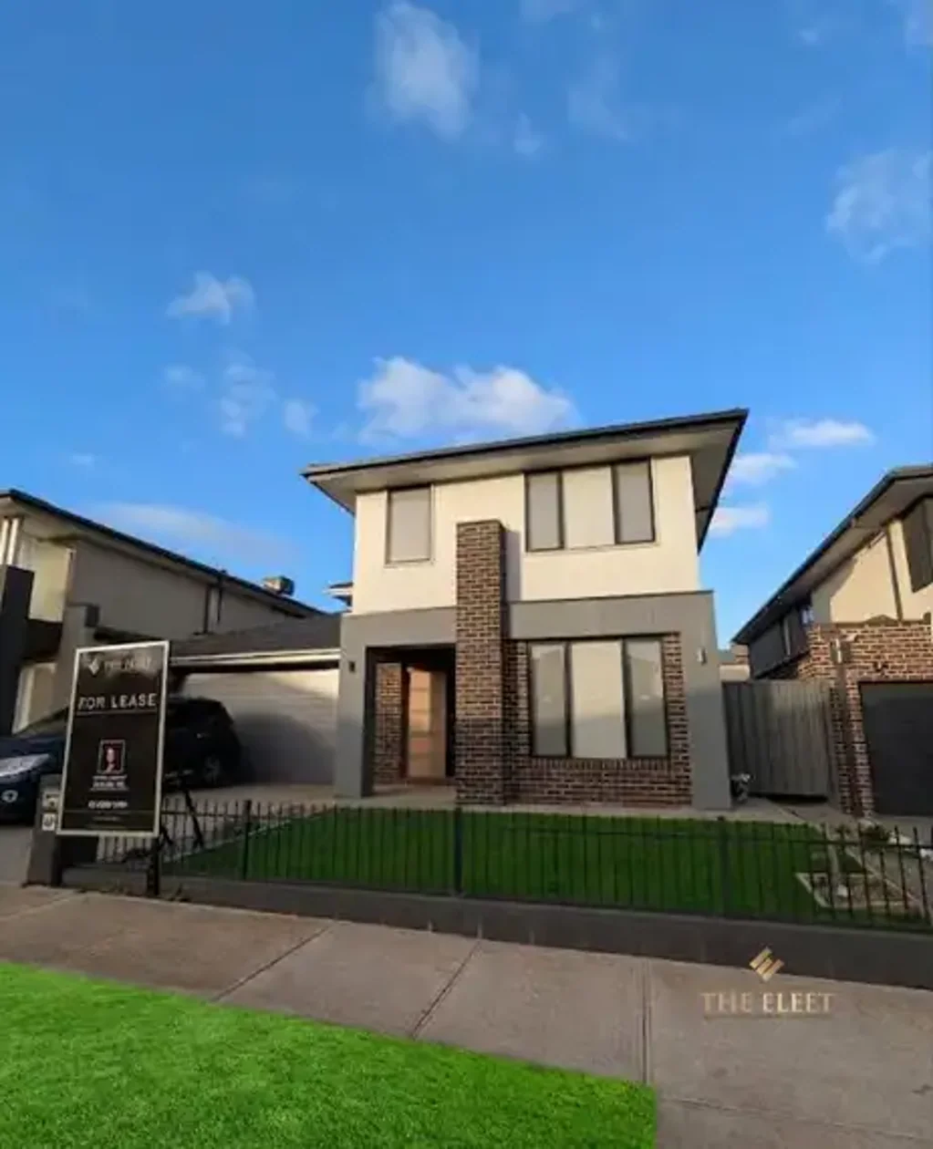 Spacious 5-Bedroom Family Home with Dual Master Suites & Premium Inclusions.