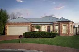 7 Boga Place, Manor Lakes