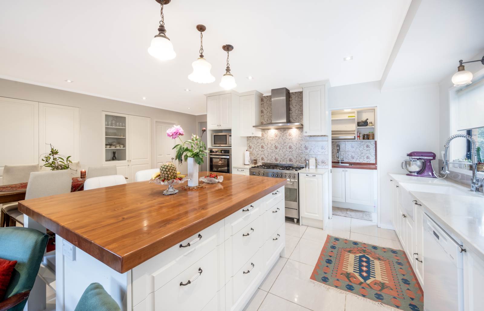 10 Padfield Place, Sunnyhills, Auckland - Manukau, 5 Bedrooms, 2 Bathrooms