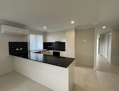 16 Mount Emerald Street, Park Ridge, Brisbane - Southern Region, 4 कमरे, 2 बाथरूम, House