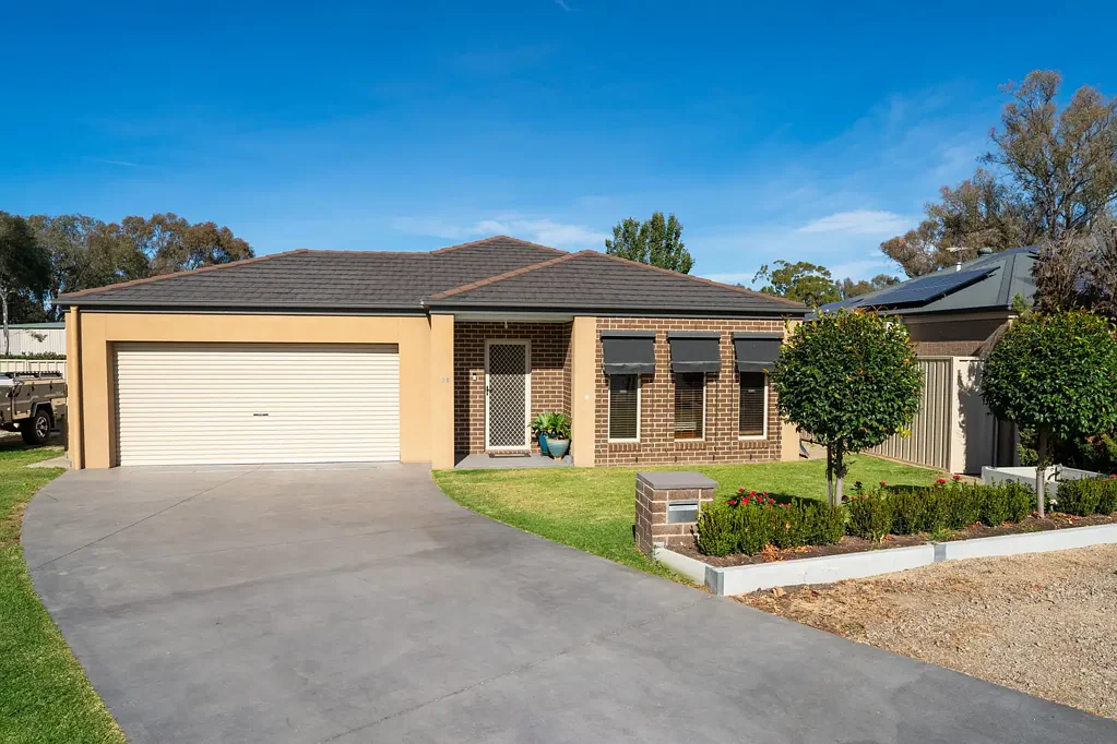 28 Nicola Place, Lavington, NSW 2641