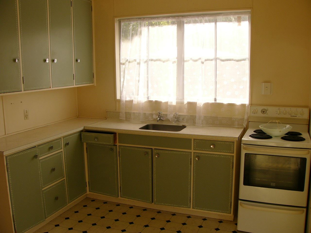 72a Oakfield Crescent, Pukete, Hamilton, 2 Bedrooms, 1 Bathrooms