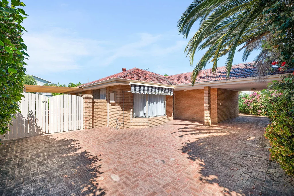 30A Knox Crescent, Melville, WA 6156