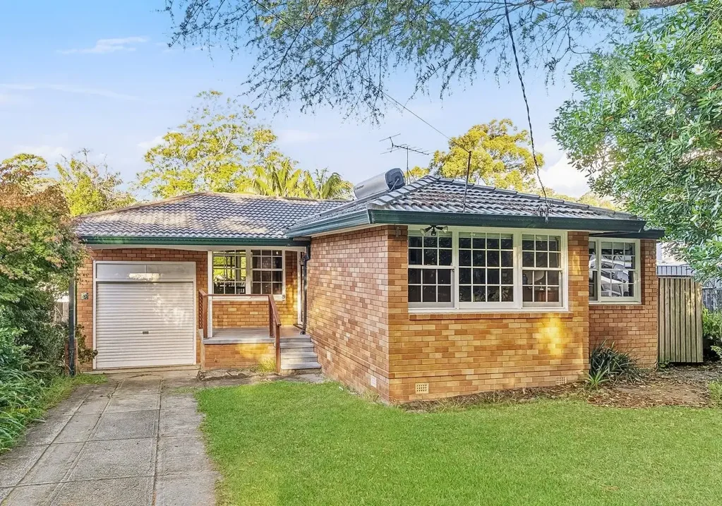 Berowra Heights 3બેડરૂમ Tranquil Family Haven in the Heart of Berowra