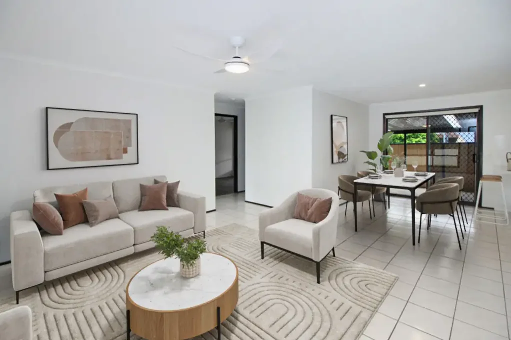 2/11 Morinda Way, Labrador, QLD 4215