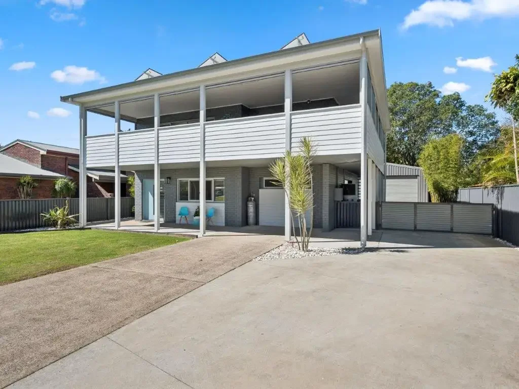 Mylestom 4chambre Coastal Entertainer Footsteps from River & Beach