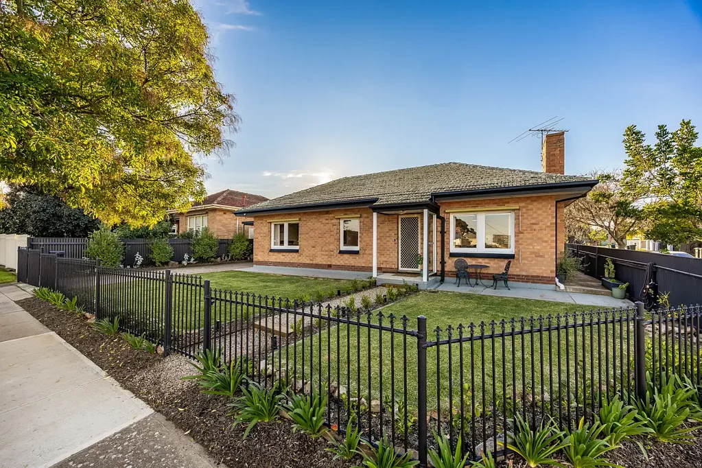 Clearview 3房  Mid-century appeal, room to roam, and a lifestyle you'll love from day one…