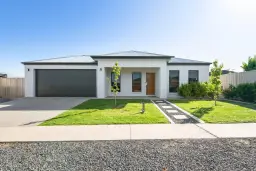 6 Limpidi Drive, Mildura