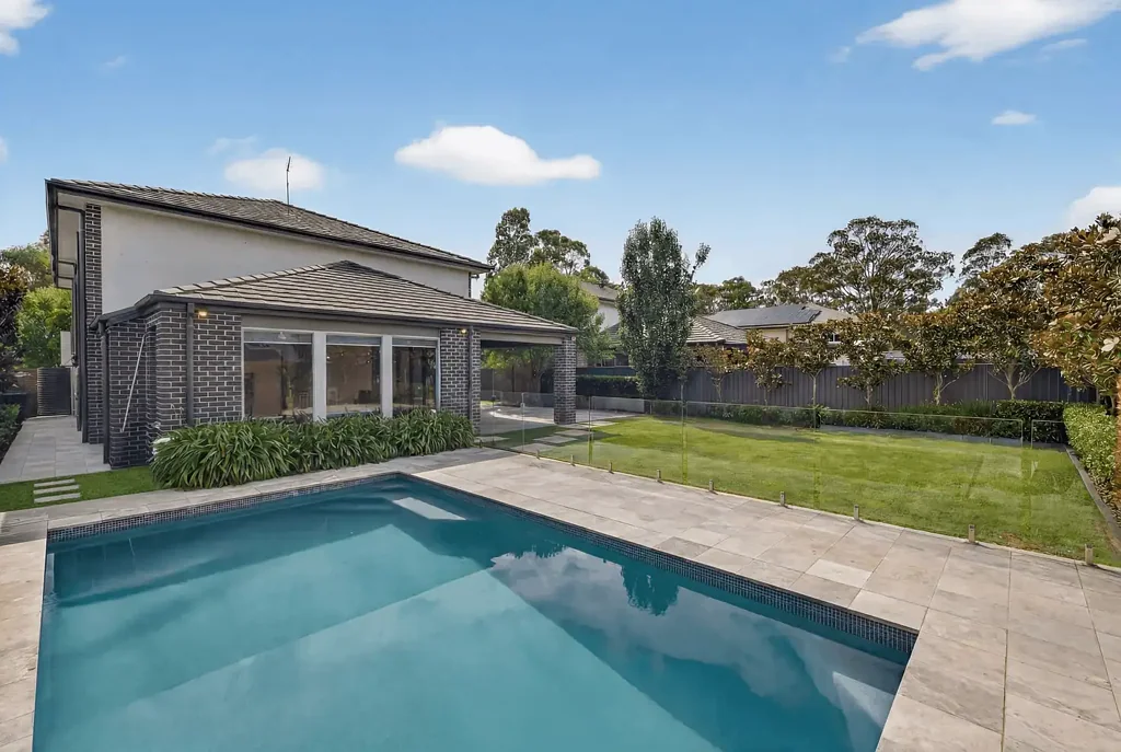 Harrington Park 5房 宽敞时尚的精美家庭住宅 Stunning Family Living with Space & Style