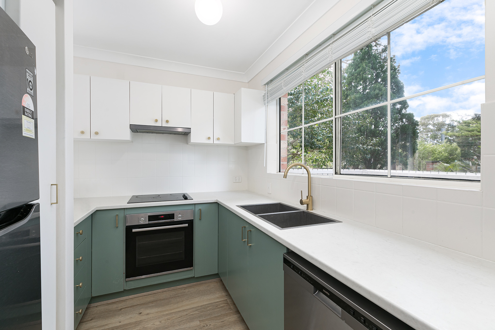 17 HARNLEIGH AV, WOOLOOWARE NSW 2230, 0 chambres, 0 salles de bain, Unspecified