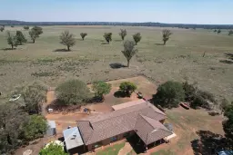 2952 Mitchell Highway, Narromine