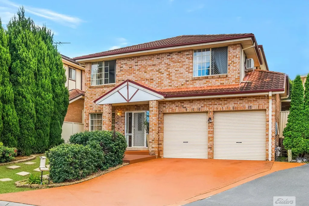 Casula 5Kwarto Spacious Family Living in a Prime Glen Regent Estate Location